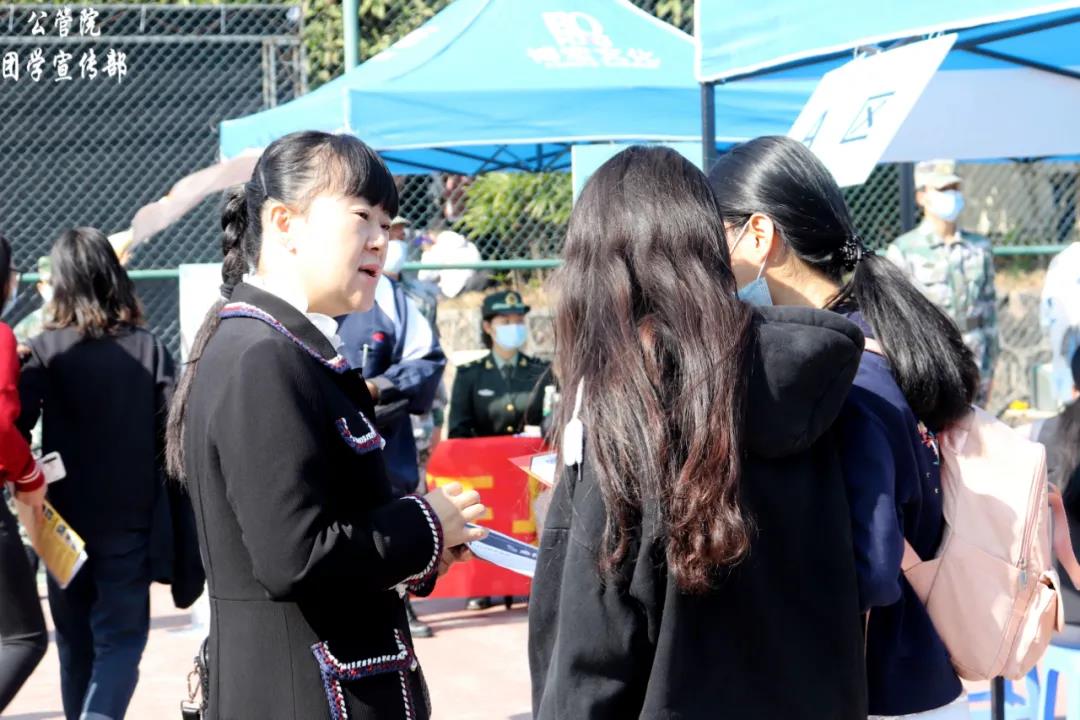 ef7f43c370bb4ba2a33ff4626714d487.jpg ef7f43c370bb4ba2a33ff4626714d487.jpg