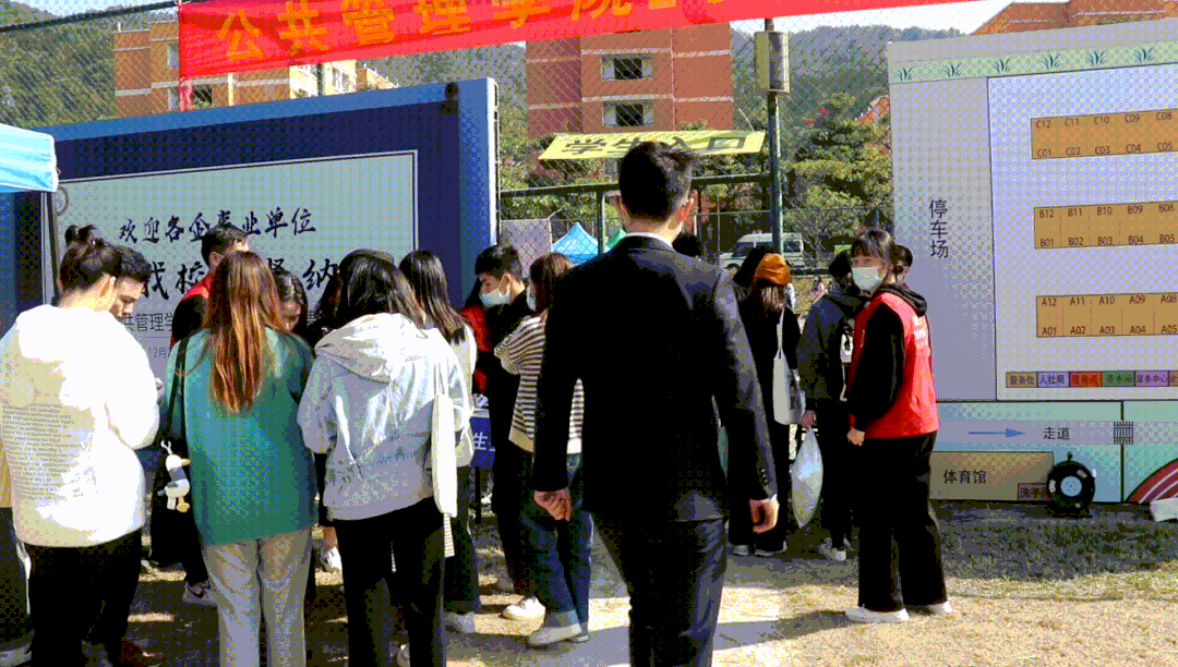 fa9910e009a54deabef1e454719c226a.gif fa9910e009a54deabef1e454719c226a.gif