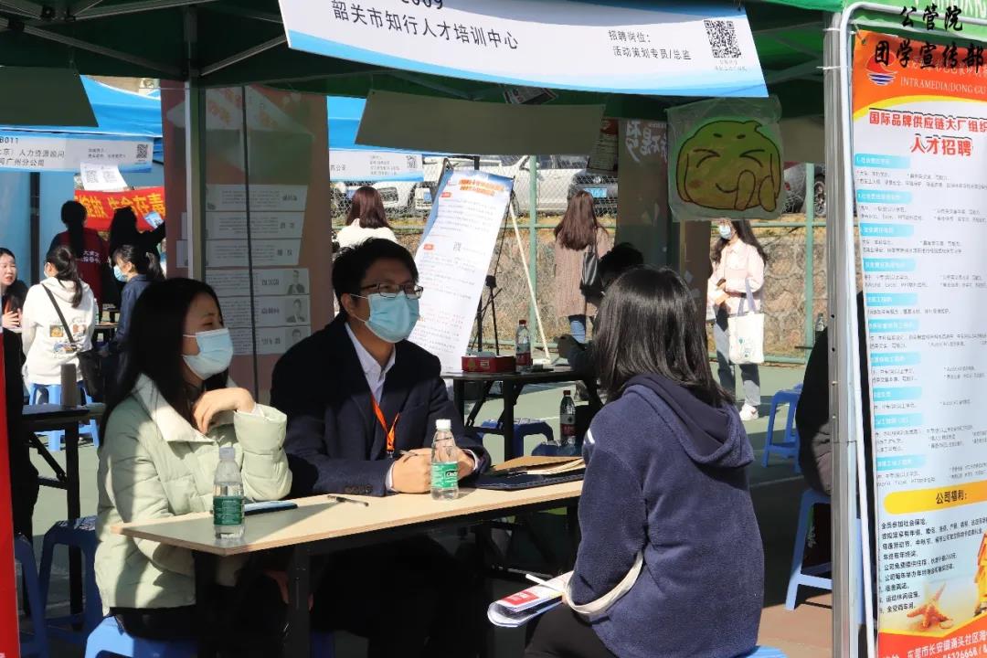 08c55cc44837456784f82e20b4928135.jpg 08c55cc44837456784f82e20b4928135.jpg